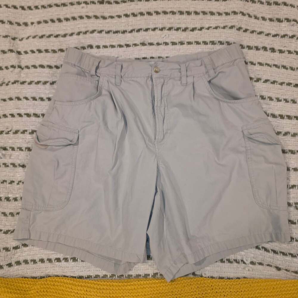 Columbia Sportswear Mens Size 36 Beige Pleated Cargo Shorts